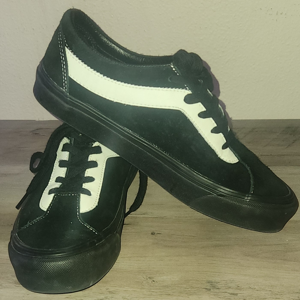Vans Bold Ni Suede 'Black Marshmallow' Sneakers Mens size  9